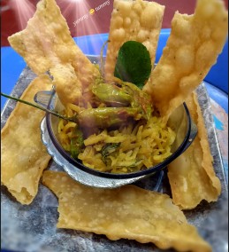Gujrat special snack Fafda with flavourfull Raw Papaya chutney Recipe