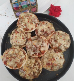 Chilli Tuna Pizza Bites Recipe