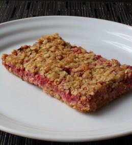 Strawberry Oatmeal Breakfast Bars Recipe