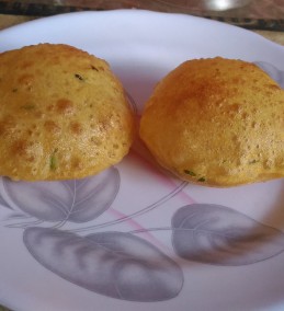 Aloo Puri/ Potato Puri Recipe