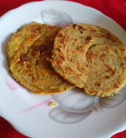 Cheese Chutney Lachha Paratha Recipe