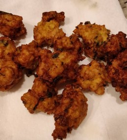 Onion fritters Recipe