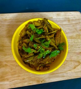 Dry Kundru with Raw Mango Recipe