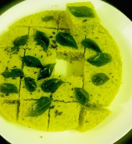 Spinach Rava Dhokla Recipe