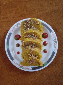 Dudhi muthia ( steamed dumpling) Recipe