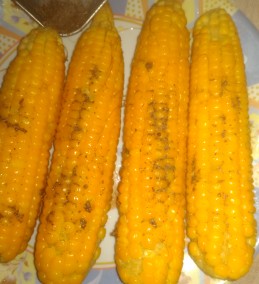 Steamed Sweet Corn Recipe Flavored with Chaat Masala Recipe