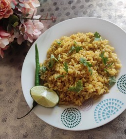 Golden spiced brown rice Recipe
