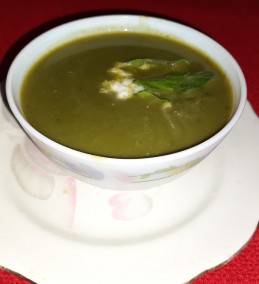 Potato  spinach  soup Recipe