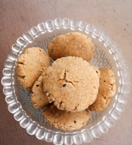 Baked Mix Flour Mathri From Leftover Fried Oil Recipe