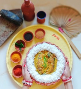 Shorsha Pabda  (Indian Catfish curry)