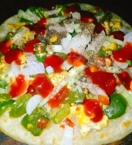 Capsi egg deshi pizza recipe