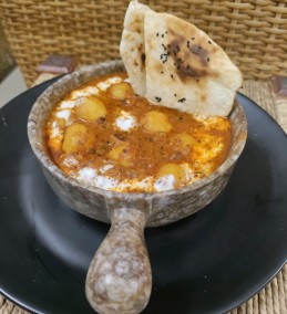 Kashmiri dum aloo with naan recipe