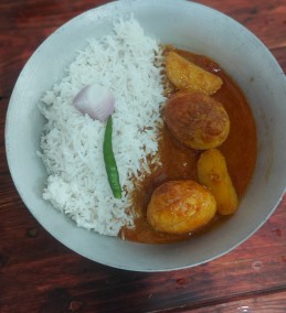 Egg alu curry recipe