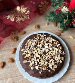 ITALIAN CHOCOLATE NUT CHRISTMAS CAKE RECIPE