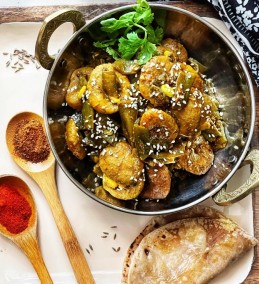 Bathua Muthia or Gujarati Chila Recipe