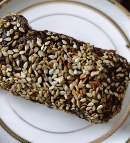 Dates and dryfruits roll recipe