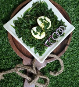 Egg spinach salad Recipe