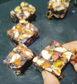 Healthy dates  and dry fruits bar recipe