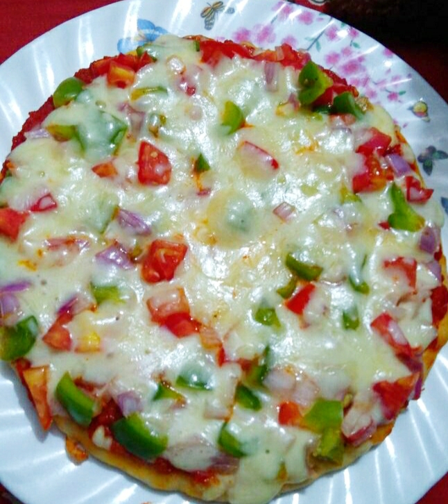 No-Oven Yummy Veg....Pan Pizza Recipe - GoToChef